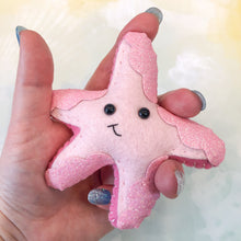 Load image into Gallery viewer, Pocket Hug - Starfish Essential Oil Diffuser Plushie
